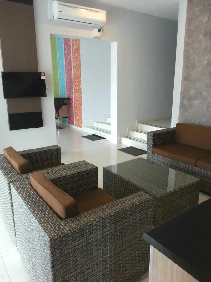 Golden Guest House 콴탄 외부 사진