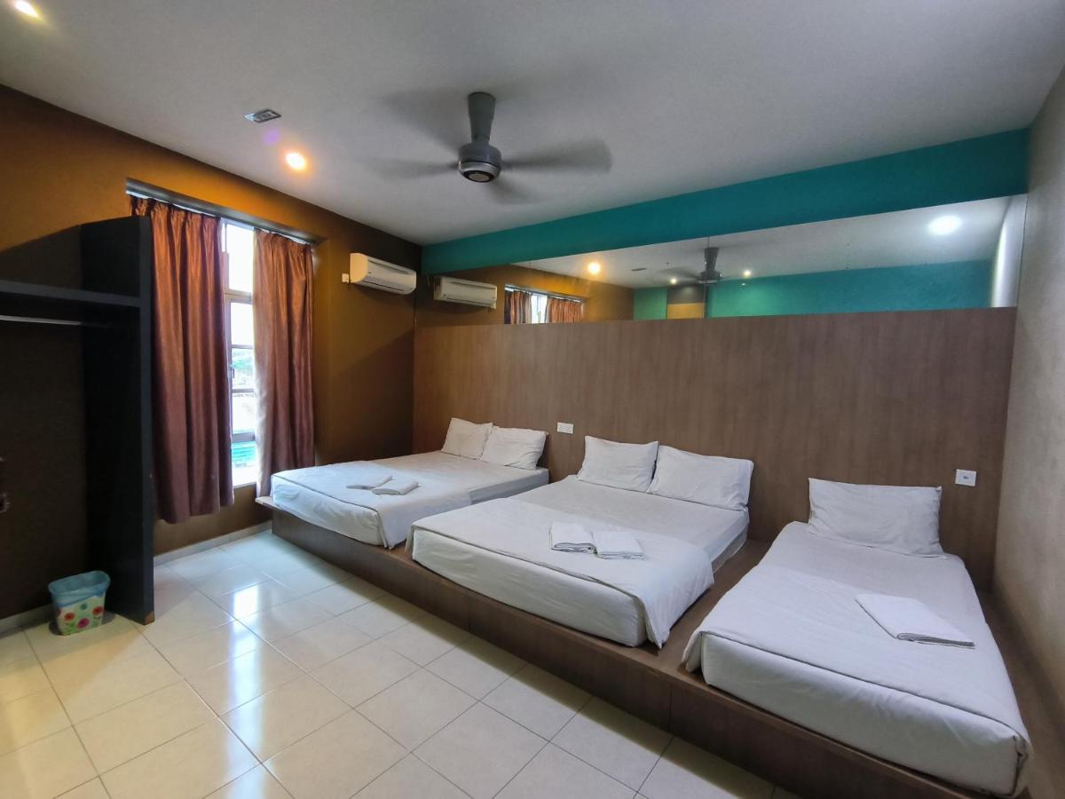 Golden Guest House 콴탄 외부 사진