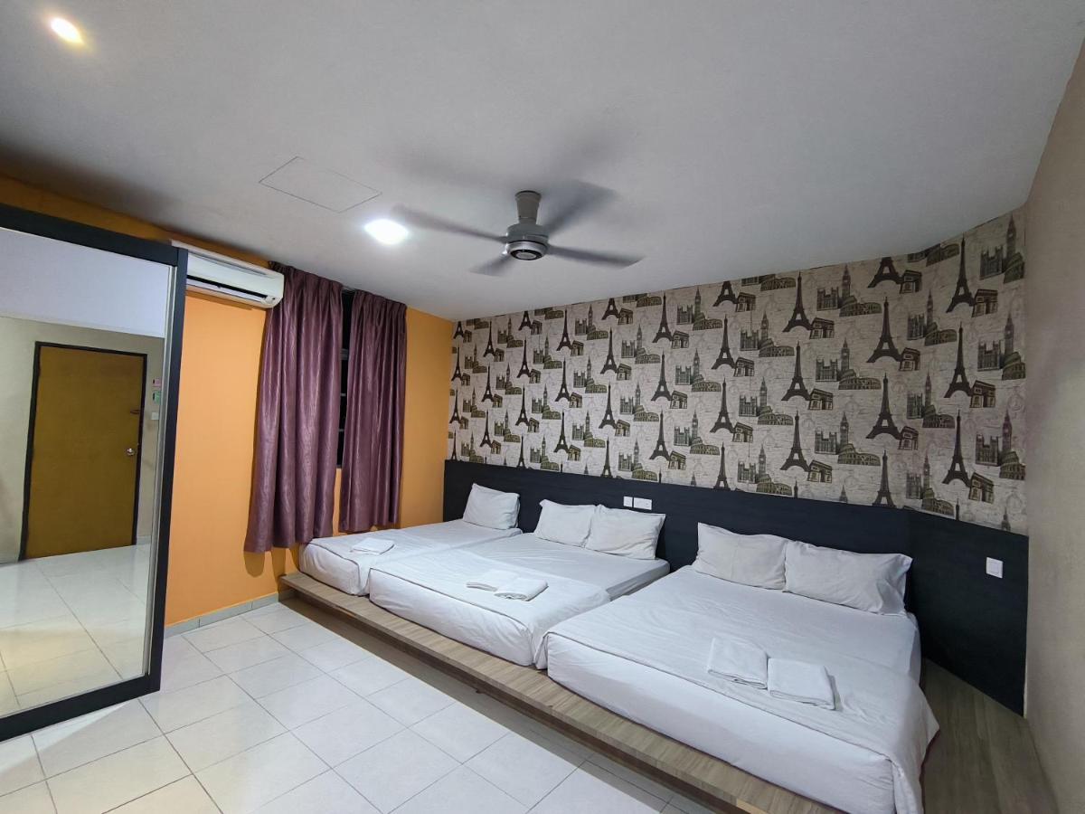 Golden Guest House 콴탄 외부 사진